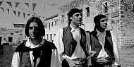 Среща-разговор с Джон Демос - The Greeks: Процесът по създаването на една фотокнига / 09.10. 2025. от 18:30 / София