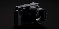Новият пълноформатен фотоапарат Sony RX1R III – мощ в джобен формат