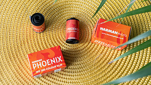 Нов цветен филм HARMAN Phoenix 200