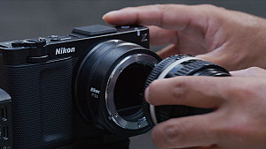 Nikon + RED = очаквано добра комбинация. Новата кино камера Nikon ZR - професионално видео и звук в компактен корпус