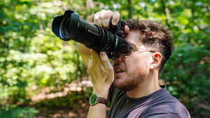 Ново поколение суперзум фотоапарат Sony RX10 V с AI автофокус и сериозни видео възможности