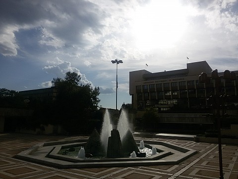 Септемврийска жега и фонтана в центъра на Благоевград