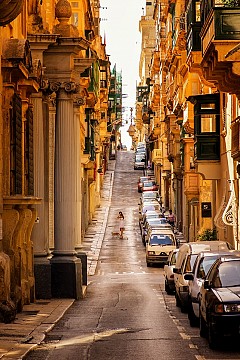 По уличките на Валета, Малта