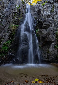 Якорудски водопад