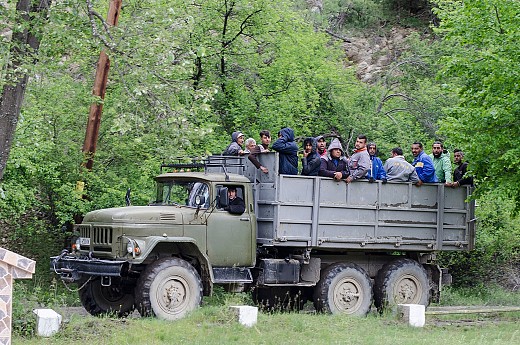 Труден живот