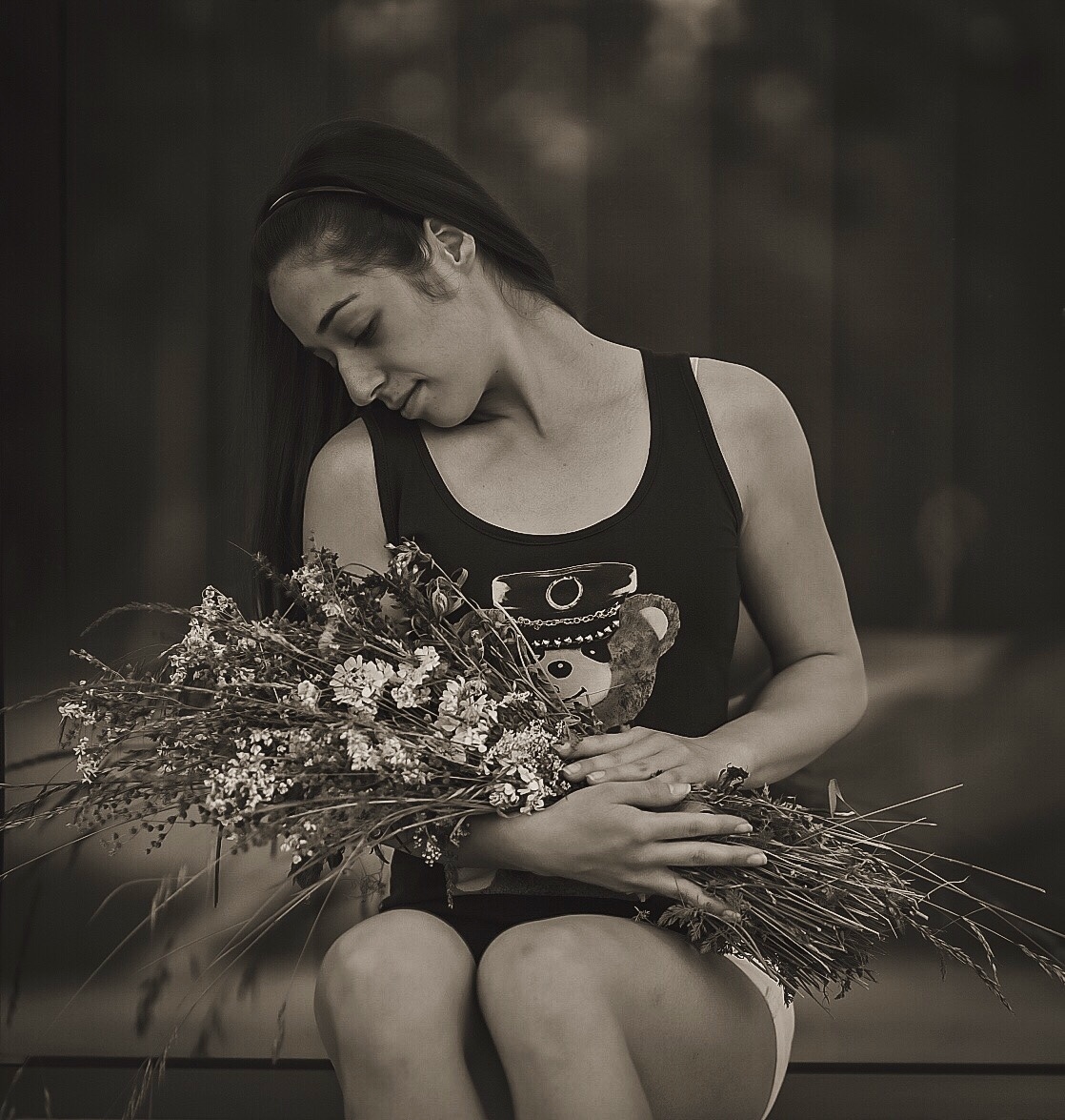 Момичето с полските цветя